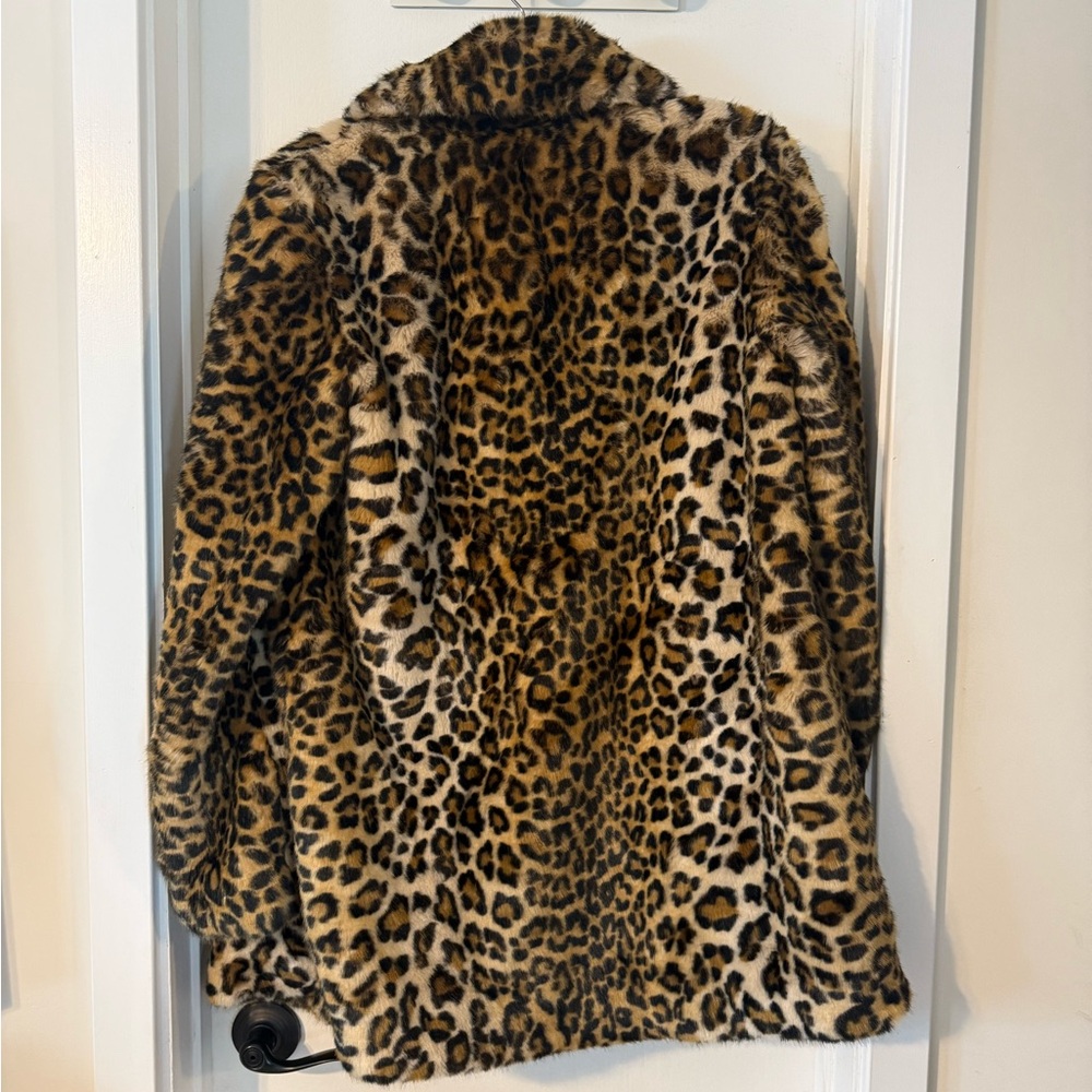 Leopard Print Faux Fur Coat - Women - Picture 2 of 10